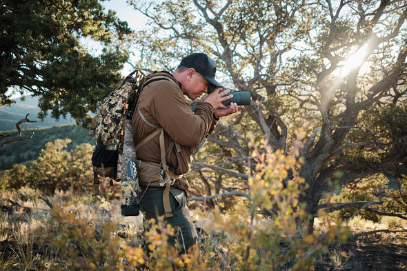 Swarovski AT Balance 18-45x65 49090 - 1 Shot Gear