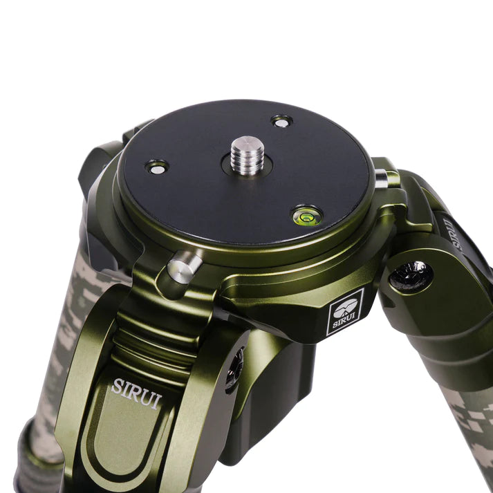 CT-3204 Carbon Fiber Tripod - 1 Shot Gear