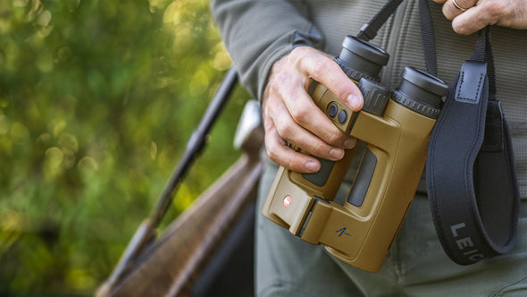 Geovid Pro 10x42 AB+ 40818 | 1 Shot Gear